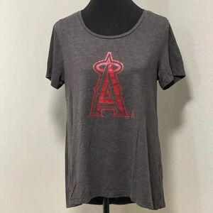 Los Angeles Angels of Anaheim scoop neck shirt size medium